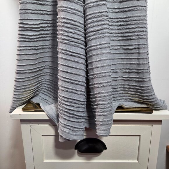 Lularoe Medium Gray Textured Striped Longsleeve Maxi Duster Cardigan (Flaw) - Picture 3 of 11